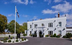 Woughton House Hotel 4*